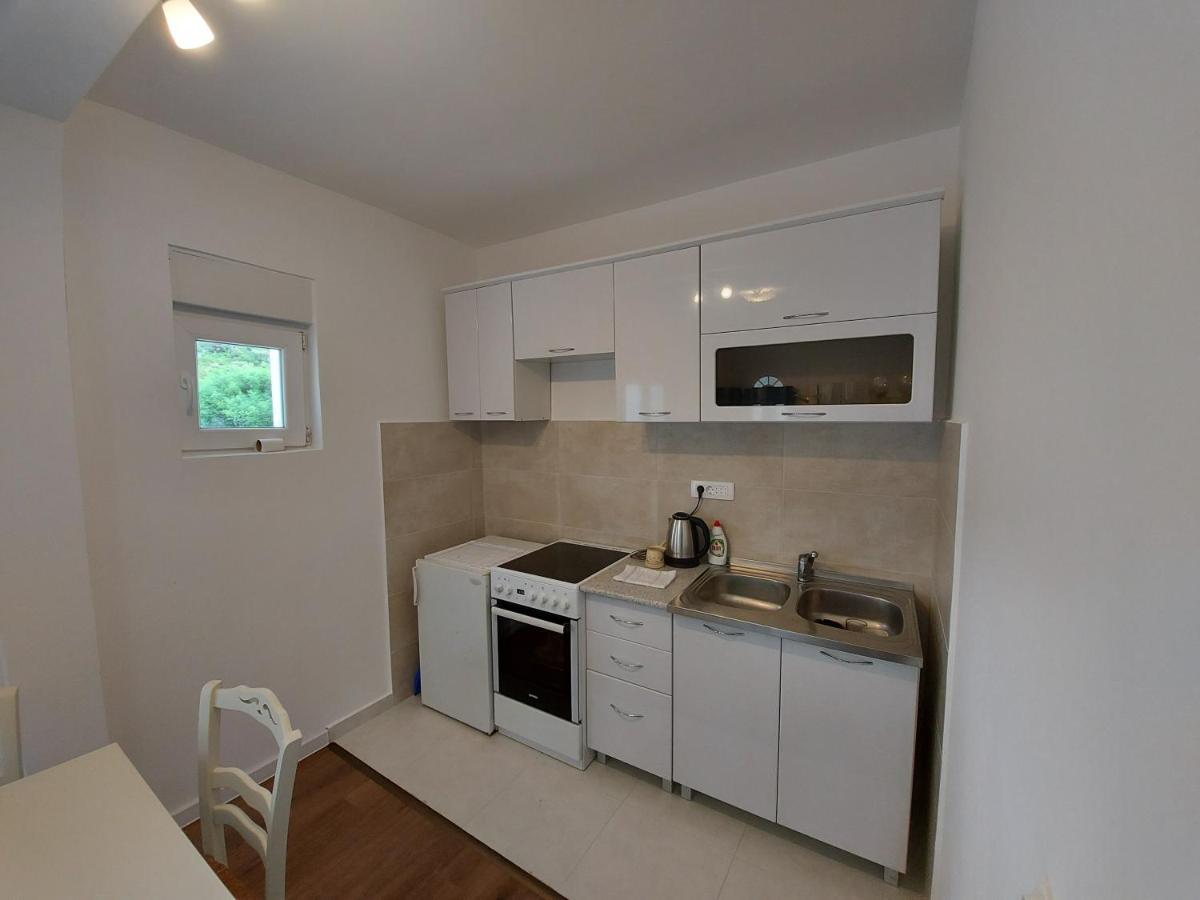 Halcon Apartments Котор Екстериор снимка