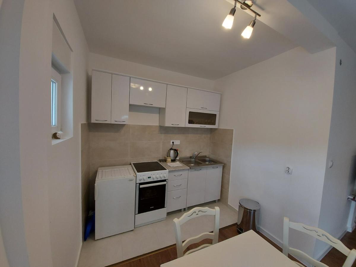 Halcon Apartments Котор Екстериор снимка